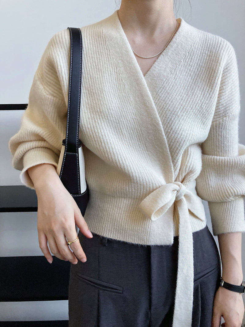 French-style vintage collar lace-up loose-fitting knit cardigan outerwear in a classic design
