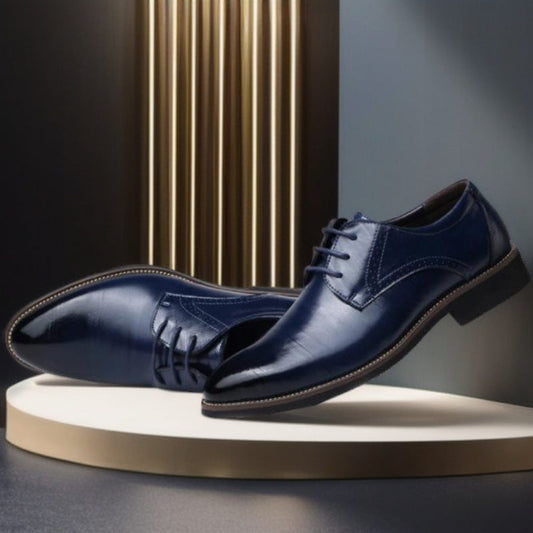 Men's British-style pointed-toe leather shoes, breathable formal business wear in a polished classic design