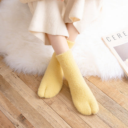 Women's fleece-lined thermal winter toe socks, mid-calf thick warm design, displayed in multiple colors