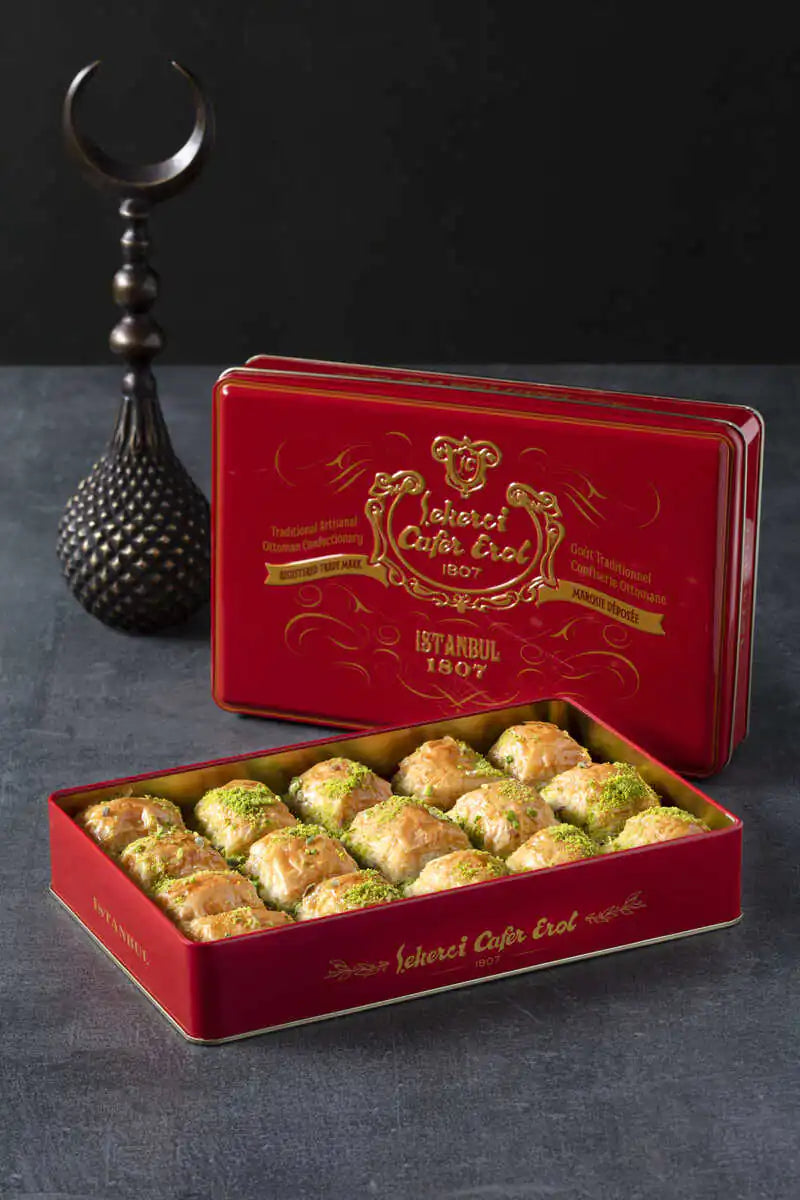 Şekerci Cafer Erol Buttery Dry Baklava with Pistachio in Red Tin Box - 900 g.