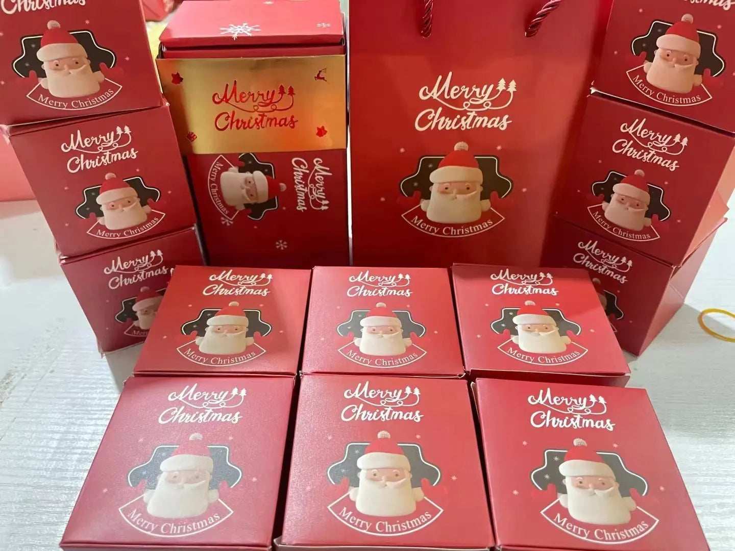 Creative Folding Bounce Gift Box