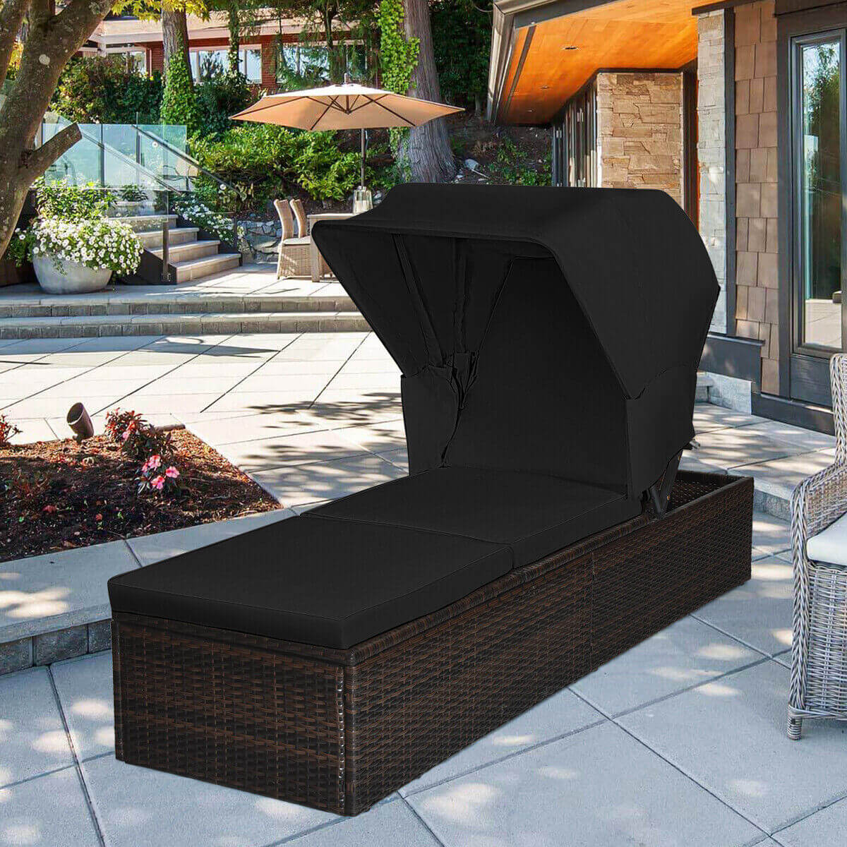 Adjustable cushioned reclining chair suitable for all weather, featuring ergonomic design and durable fabric from GBruno Store.