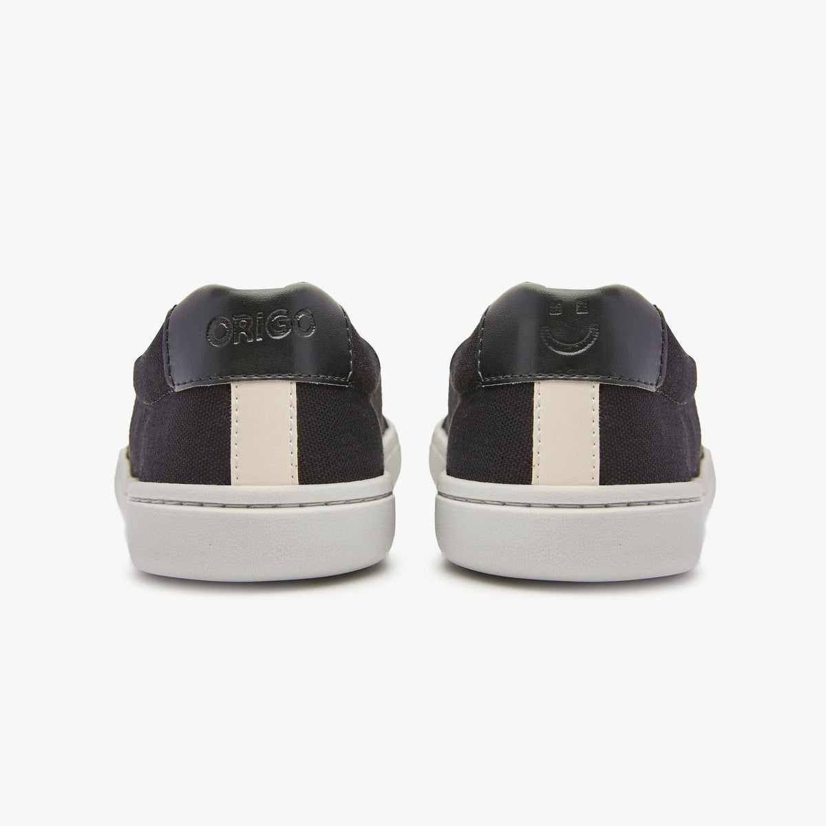 Black men's Everyday Sneaker Gen 3 by Origo Shoes in cotton canvas, casual barefoot shoe for everyday wear.
