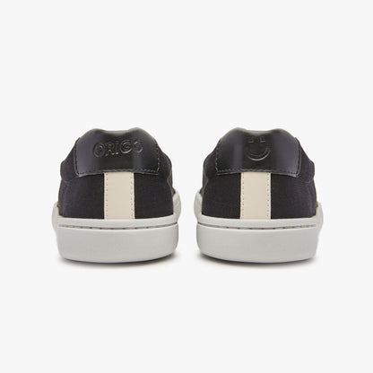 Black men's Everyday Sneaker Gen 3 by Origo Shoes in cotton canvas, casual barefoot shoe for everyday wear.