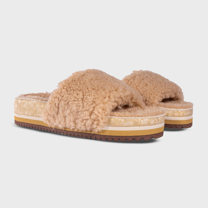 Fleks Cito Slide San Ysidro sandal in sandy color, side view showing open toe and comfortable slide design.