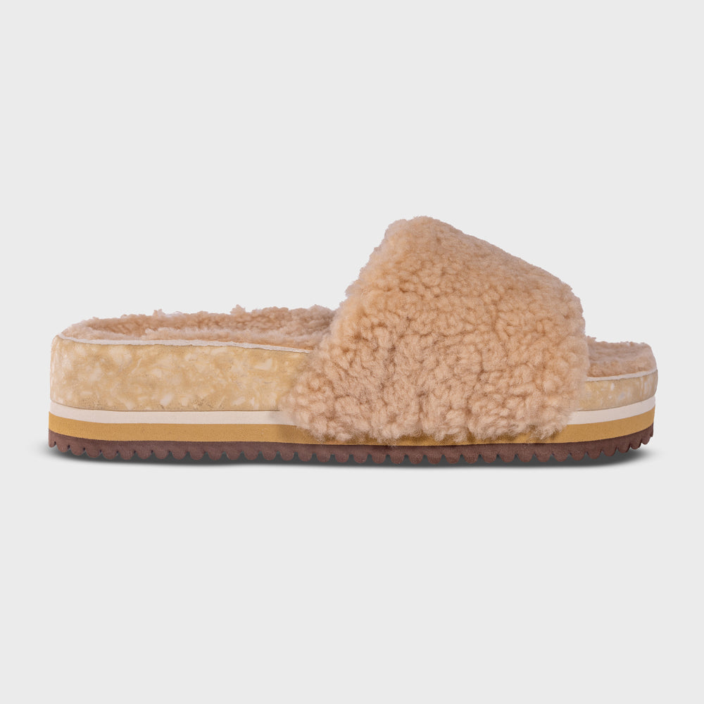 Fleks Cito Slide San Ysidro sandal in sand color, featuring a single strap and comfortable slide design.
