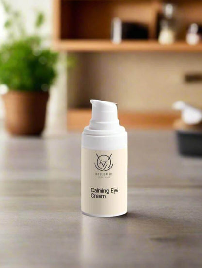 Calming eye cream by BelleVie Cosmétiques with hemp extract, 15ml, designed to reduce puffiness and dark circles around the eyes.