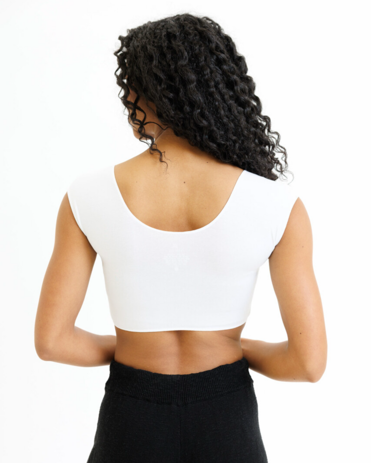 Downeast Demi Tee in soft fabric with a relaxed fit, featuring a classic crew neckline and short sleeves.