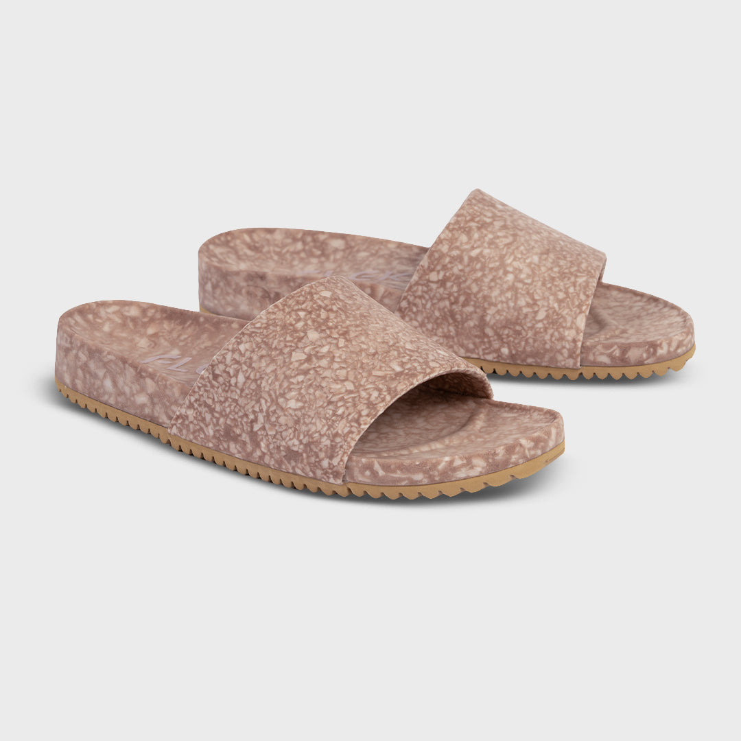 Fleks East Beach Slide in Blushed color, featuring a casual slip-on design with a soft, comfortable profile.