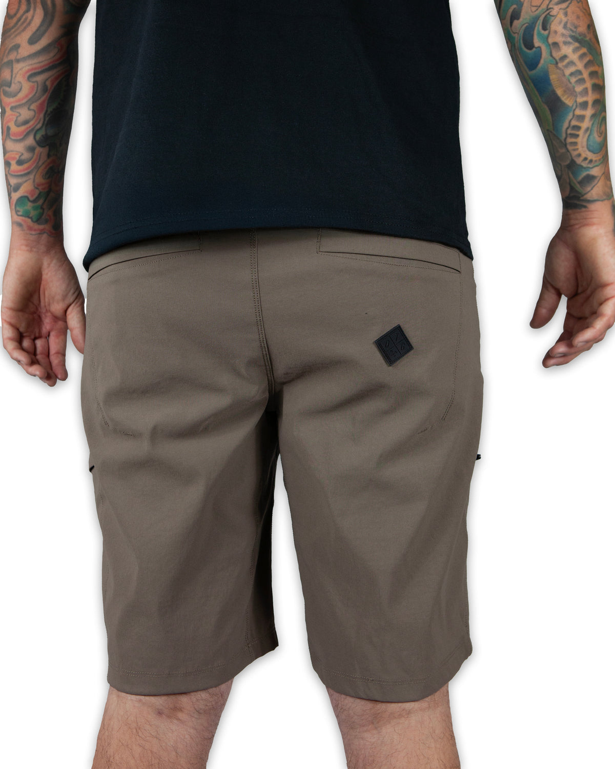 Off The Grid Surplus Field Shorts in Deadwood color, casual outdoor shorts with rugged fabric and functional pockets.