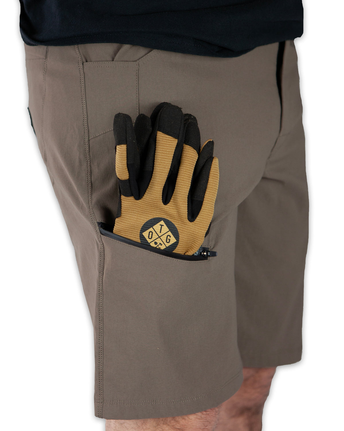 Off The Grid Surplus Field Short in Deadwood color, casual outdoor shorts with durable fabric and practical design.