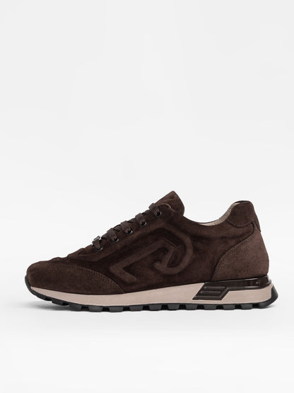 Women's leather casual shoes by L'ARTE MILANO, featuring stylish design and comfortable footwear for everyday wear.