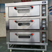 Applicable to the Catering Industry 3 Deck 6 Trays Commercial Baking Oven Bread Cake Deck Oven Gas Use