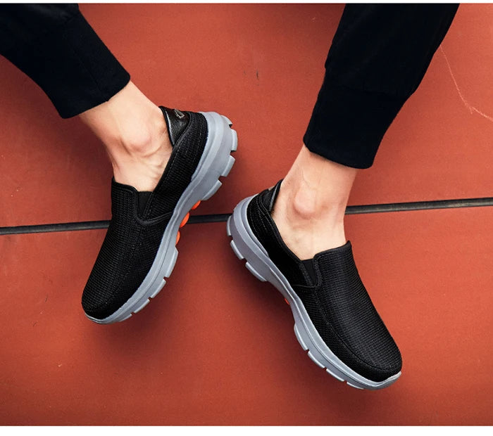 Slip-on Men Loafers Spring New Driving Shoes Men Breathable Men Casual Shoes Non-Slip Shoes Loafers Big Size 45 Chaussure Homme