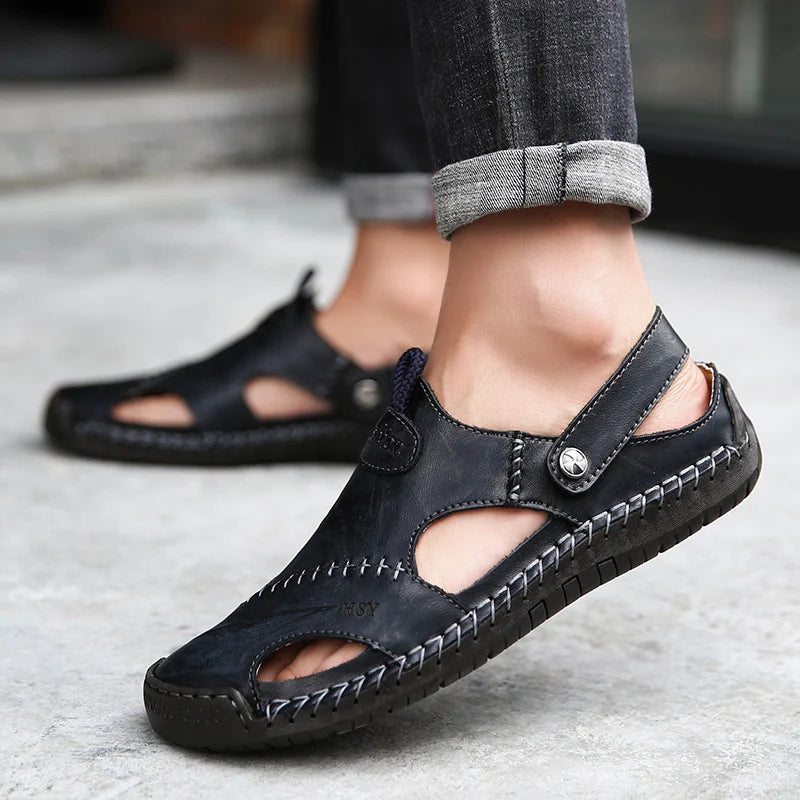 Hot Spring and Summer Large Pu Black Brown Men's Sandals