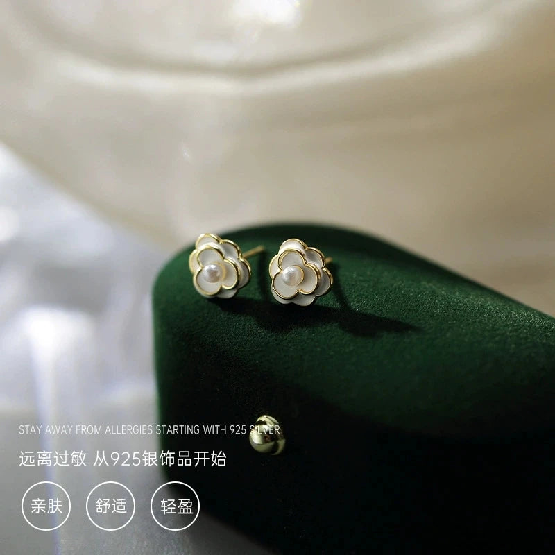 FY-ED1417 925 Sterling Silver Camellia Stud Earrings with Pearl 2025 New Trendy Luxury High-End Women's Autumn Accessories