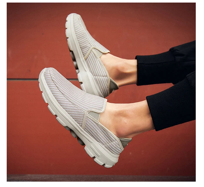 Slip-on Men Loafers Spring New Driving Shoes Men Breathable Men Casual Shoes Non-Slip Shoes Loafers Big Size 45 Chaussure Homme