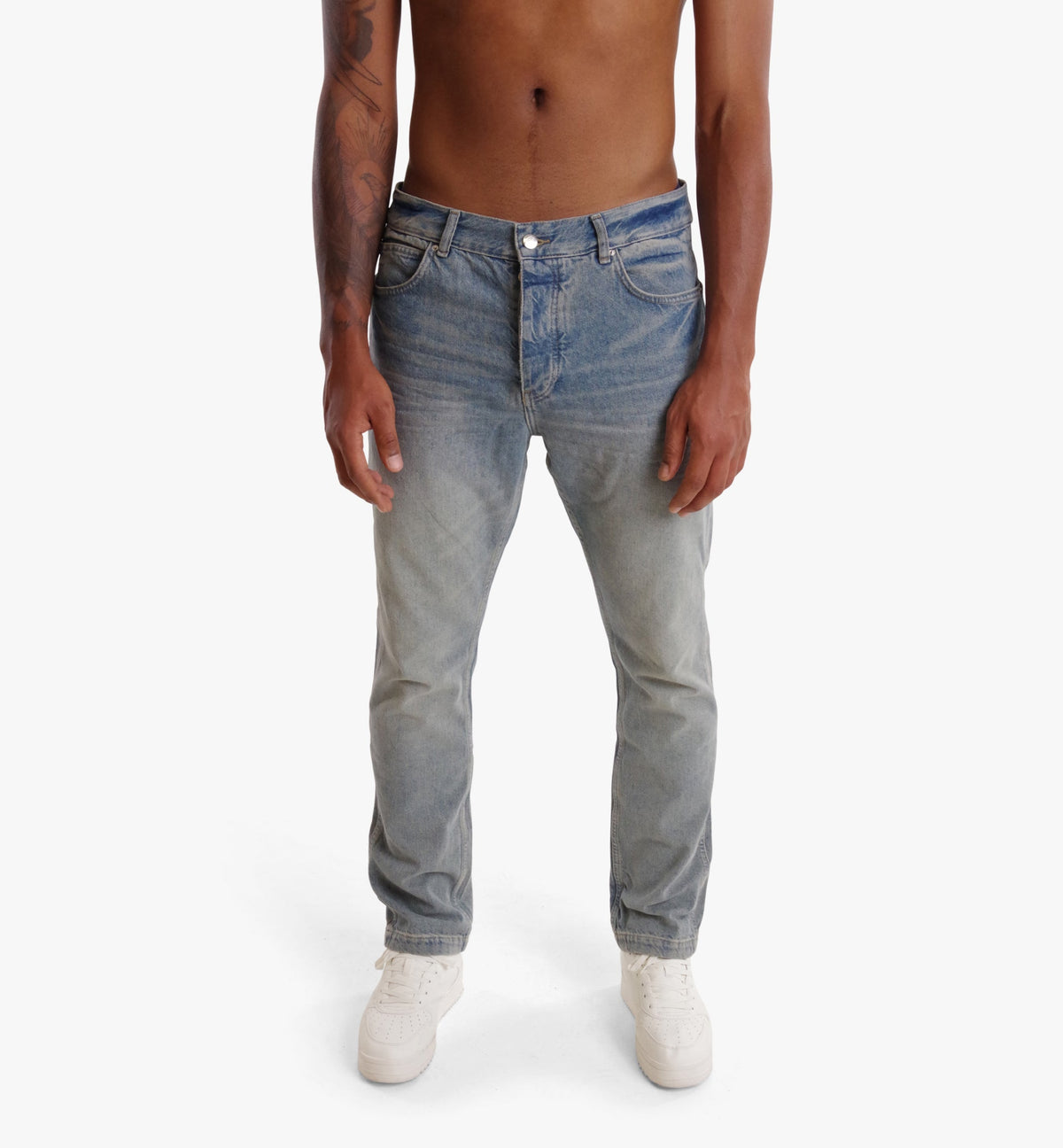 Dark blue SPOILT SOCIETY Jeans Dawn with classic five-pocket design and straight-leg fit, displayed on a hanger.