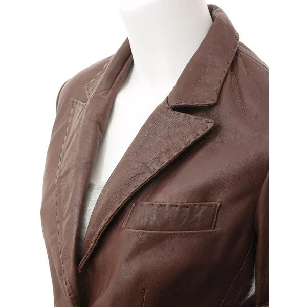 Women’s classic brown leather blazer by Converse, stylish leather jacket for women with a tailored fit and versatile design.