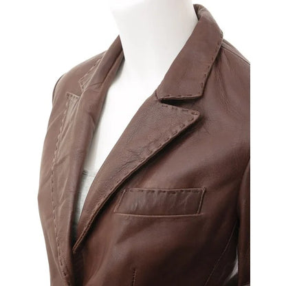 Women’s classic brown leather blazer by Converse, stylish leather jacket for women with a tailored fit and versatile design.