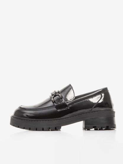 Women's leather shoes by L'ARTE MILANO, stylish footwear with a sleek design and classic brown leather finish.