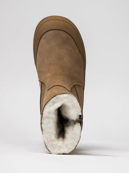 Women's leather footwear by L'ARTE MILANO, chestnut-colored shoes with stylish design and comfortable fit.
