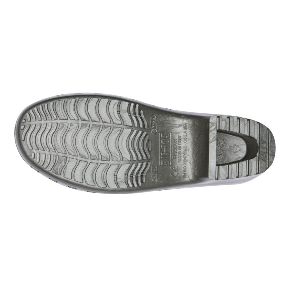 Calzuro Classic metallic grey clogs with slip-resistant soles, showing the textured bottom and stylish metallic finish.