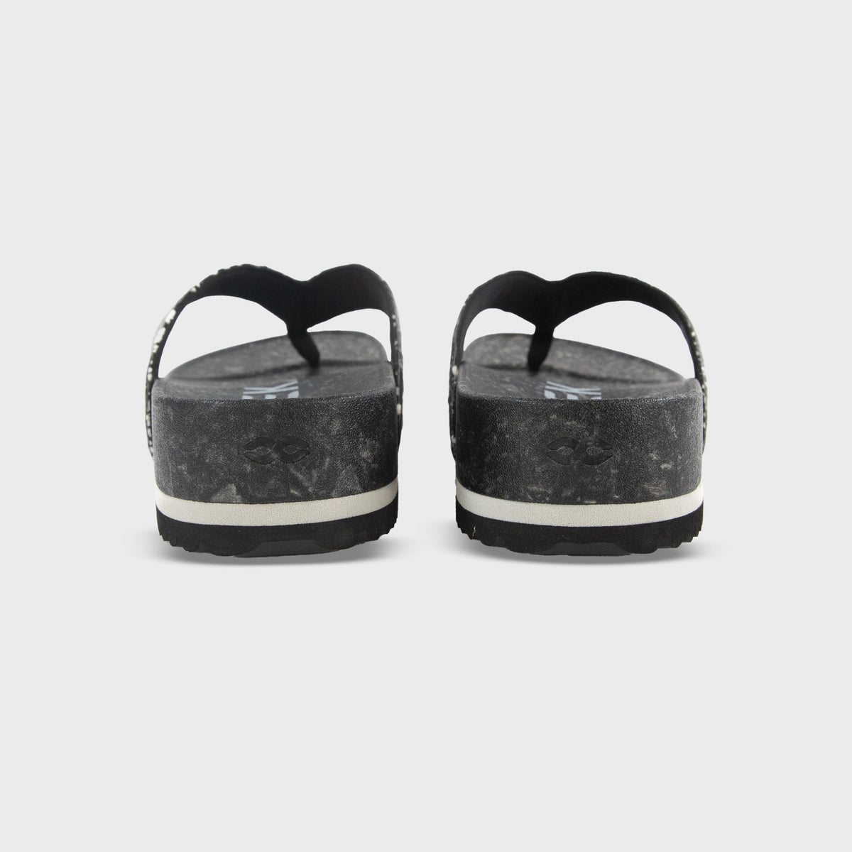 Fleks West Beach Flip Flop in Night color, rear view showing comfortable sole and strap detail, perfect for casual beachwear.