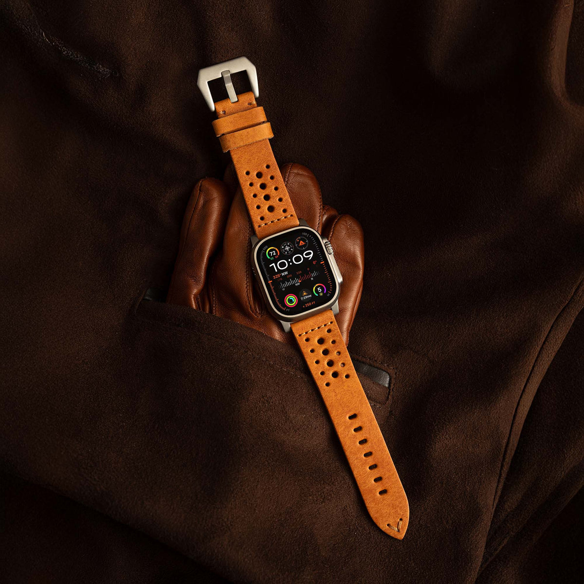 Brown Racing Leather Strap by Robust, featuring durable leather with racing-style stitching and metal buckle detail.