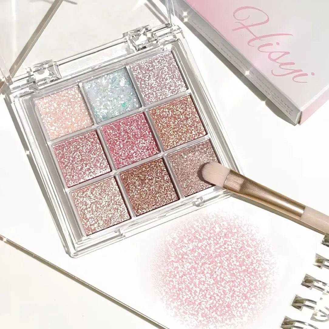 Blushimmer Pearlescent fine glitter highlighter and smart eyeshadow palette with long-lasting, water- and sweat-resistant color.