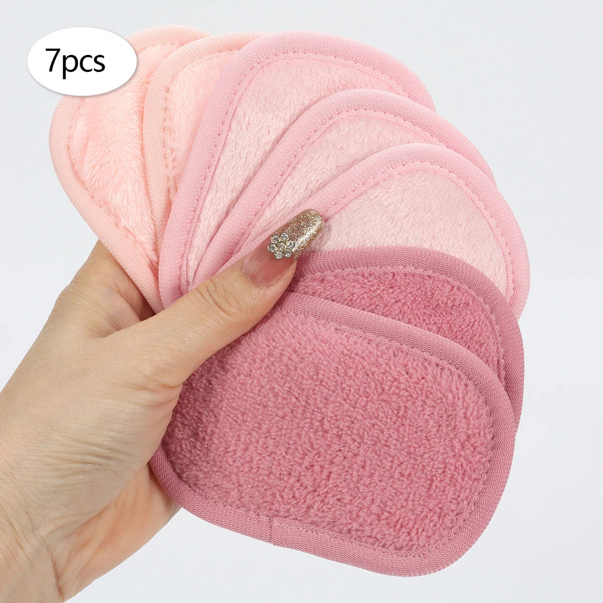 Blushimmer 810 Makeup Remover Wipes gradient pack with 7 reusable, washable makeup remover tools for all skin types.