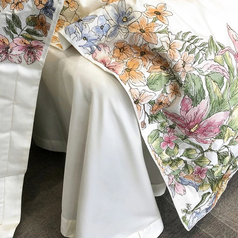 Bedding Set Luxury Flowers Embroidery Quilt/Duvet Cover White Egyptian Cotton Bedspread Fitted Sheet Mattress Cover Pillowcases