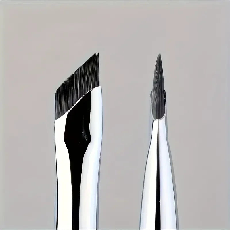 Blushimmer Karsyngirl upgrade blade eyeliner brush with ultra-fine angle tip for precise eyebrow and under-eye makeup application.