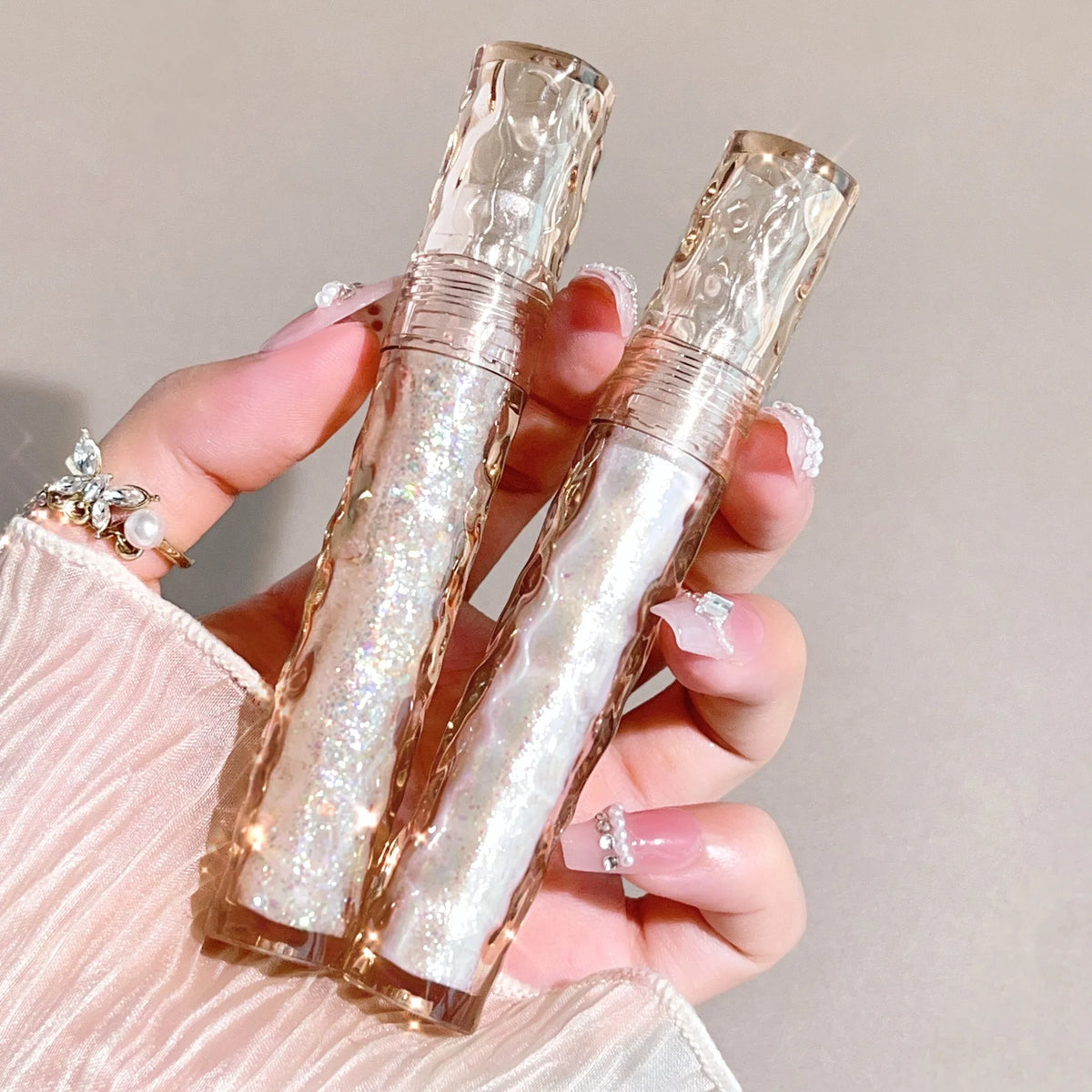 Flowing light, sparkling liquid eye shadow, pearlescent, broken diamond, high-light lying silkworm monochrome eye shadow liquid