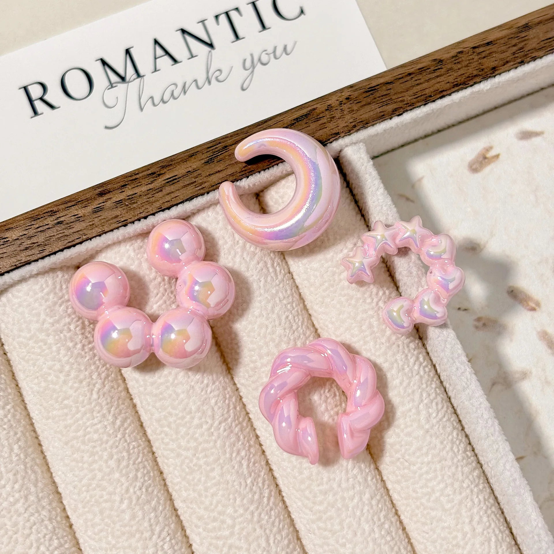 4PCS C-ring No Ear Hole Clip Earrings Ear Bone Clips Transparent Colorful Dopamine Simple High-end Earring Set Jewelry Wholesale