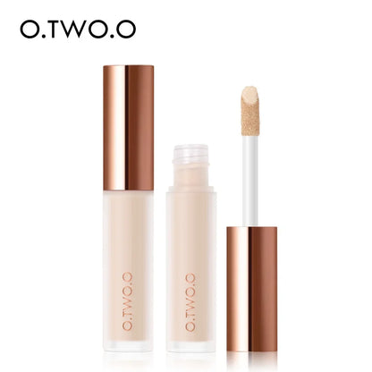 Blushimmer O.TWO.O Waterproof Liquid Concealer in 7ml, full coverage with a smooth, blendable texture shown in the image.