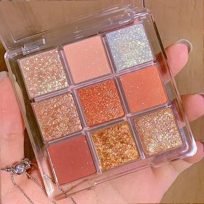 Blushimmer chocolate eye shadow palette with 9 pearly matte and shiny sequin shades for natural and lasting makeup looks.