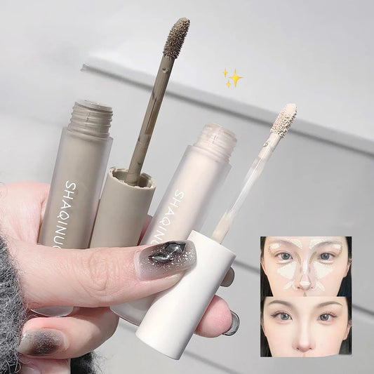 Blushimmer SHAQINUO two-color 3D highlight and contour liquid stick for nose highlighting and side contouring with brightening cement finish.