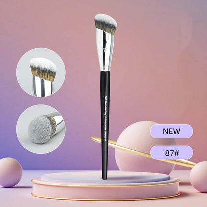 Blushimmer LOYBJ professional foundation brush with 47 broom head for liquid foundation, concealer, and face makeup application.