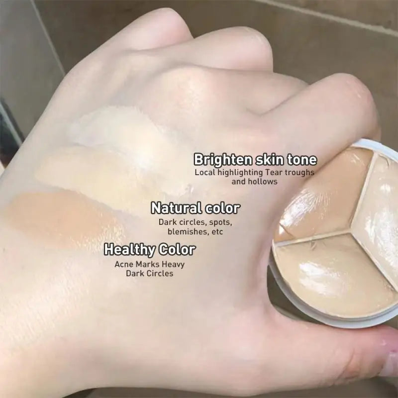 Sweet Mint 3-Color Concealer Palette by Blushimmer with waterproof cream formulas, featuring three shades for concealing and highlighting.