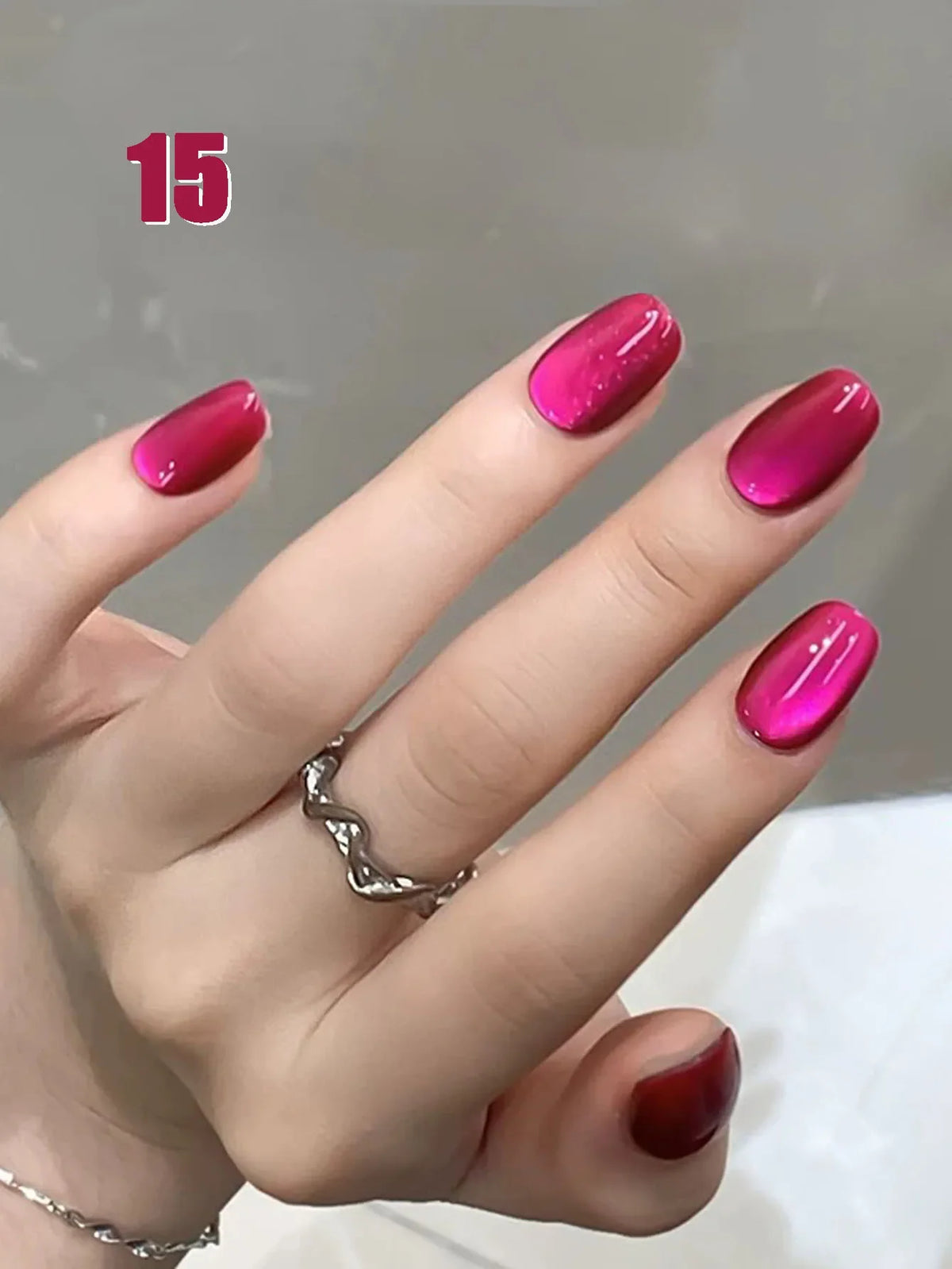 Blushimmer MIANEL 12ML Emperor Green cat eye gel nail polish with a glossy finish, suitable for salon use and nail supplies.