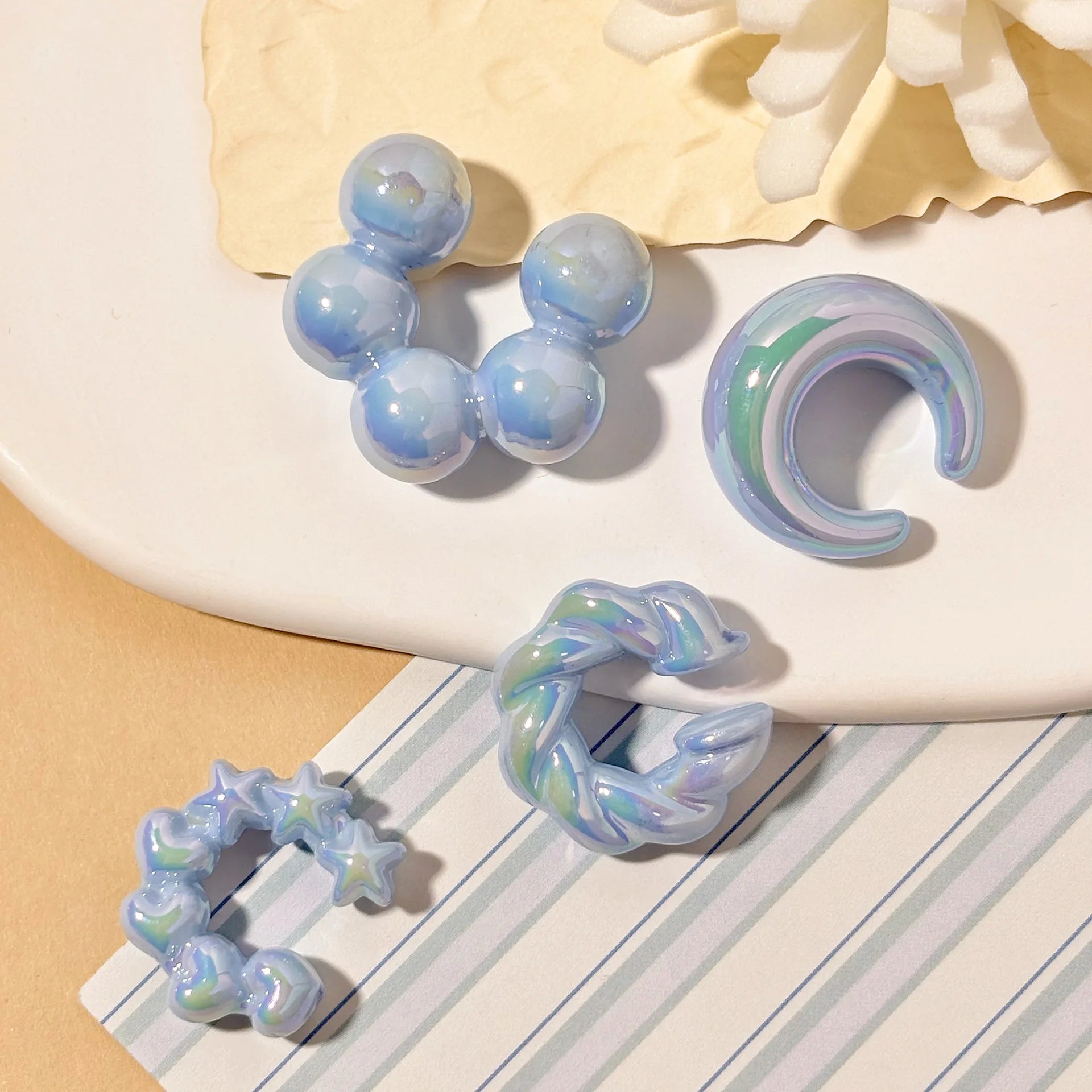 4PCS C-ring No Ear Hole Clip Earrings Ear Bone Clips Transparent Colorful Dopamine Simple High-end Earring Set Jewelry Wholesale