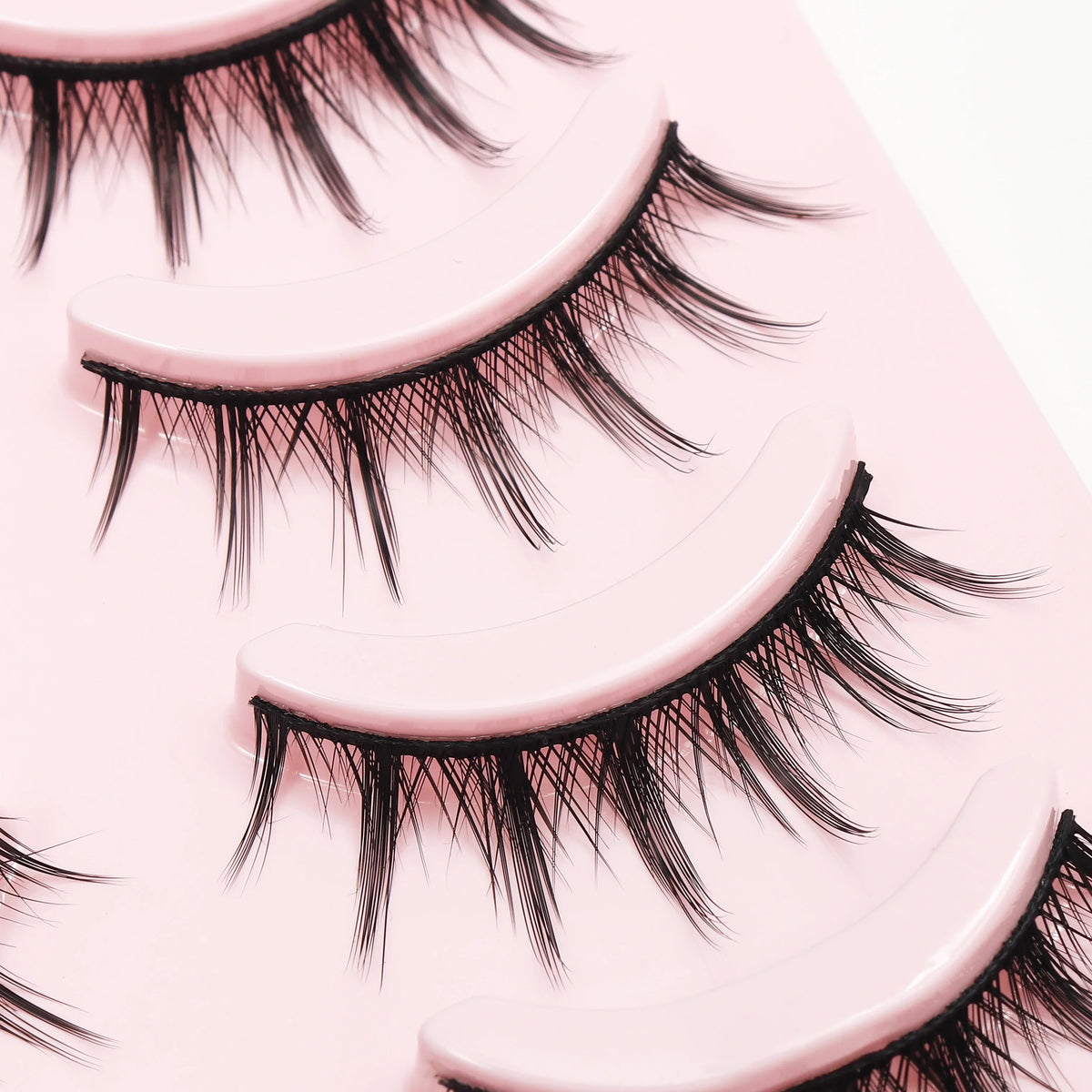 Blushimmer DINGSEN fake anime eyelashes with five pairs of natural daily manga-style lashes on a clear band.