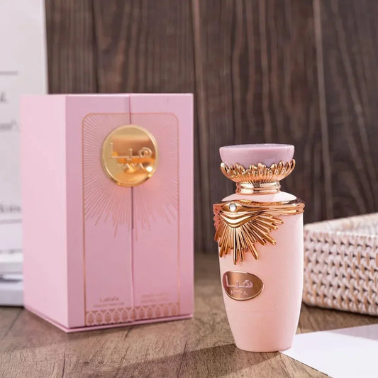 Blushimmer 100ml Arabian perfume body spray for men and women with fruit and flower scents in an attractive gift box.