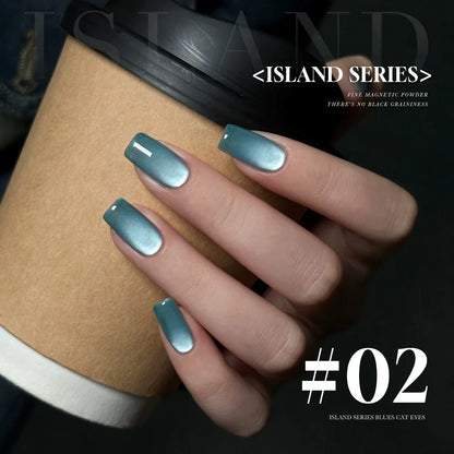 Blushimmer MIANEL 12ML Emperor Green cat eye gel nail polish with a glossy finish, suitable for nail salons and green nails.