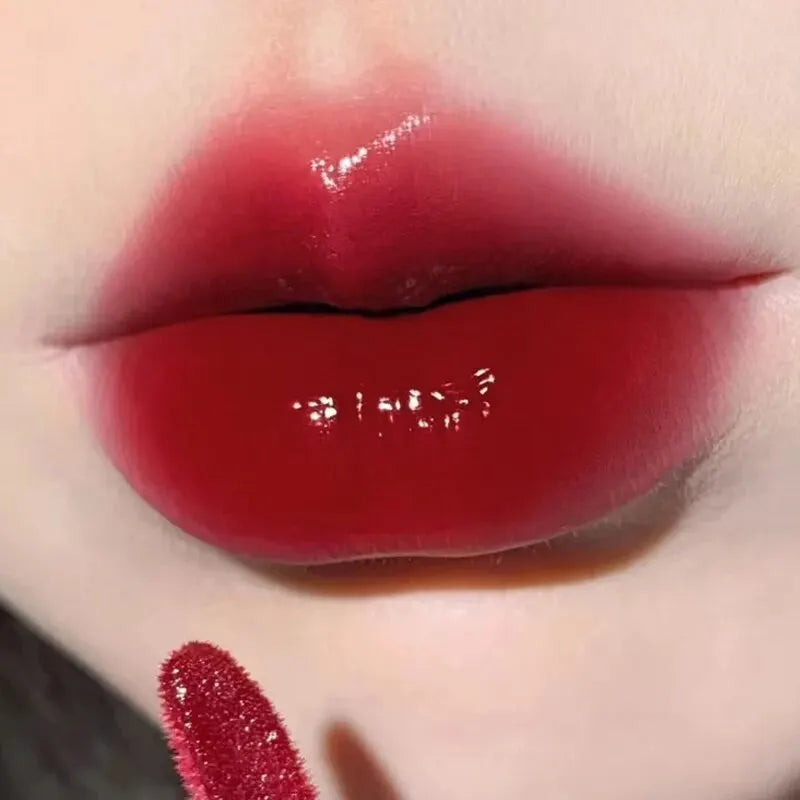 Blushimmer HERORANGE HR567 transparent ice velvet matte lip glaze and lipstick with glossy finish in a sleek lipstick tube.