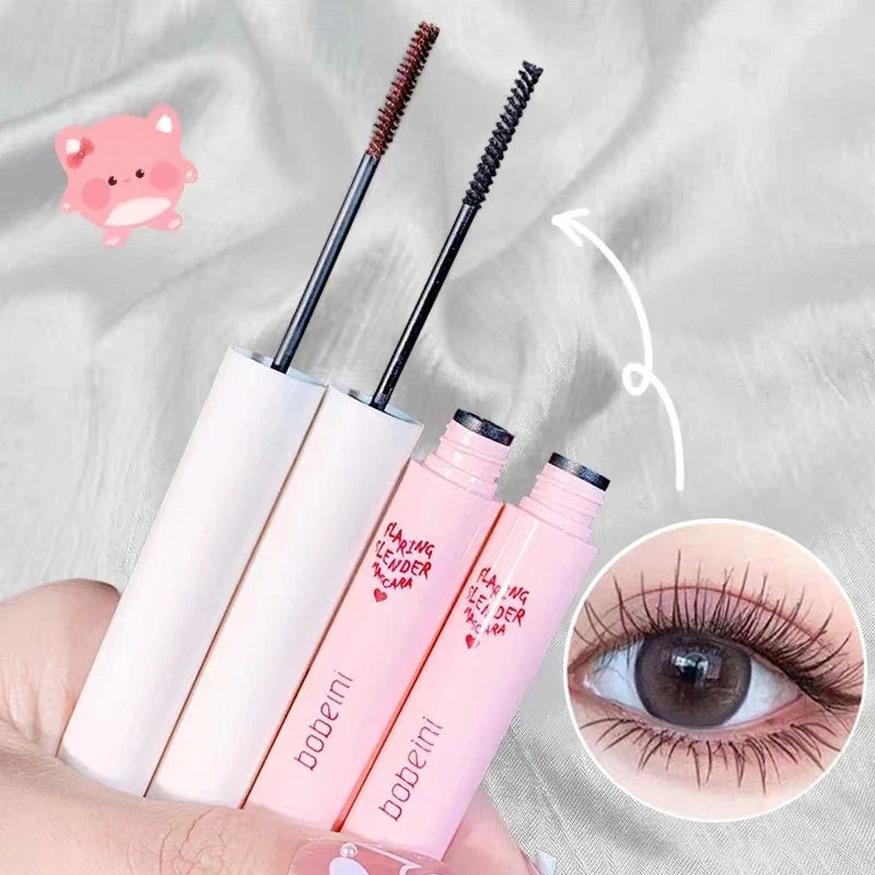 Blushimmer ultra-fine brush mascara with silk fibers, waterproof, fast-drying brown-black formula, lengthens and curls eyelashes.