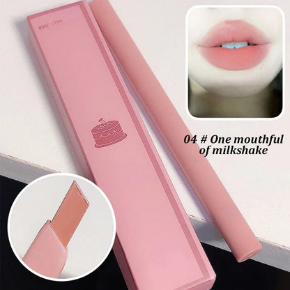 Blushimmer automatic waterproof dessert lip liner pen with rotating tip for precise, long-lasting lip outline application.