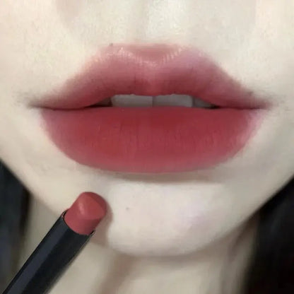 Blushimmer TX010 matte lipstick and blush stick, waterproof and sweatproof, suitable for lips and cheeks, long-lasting makeup.