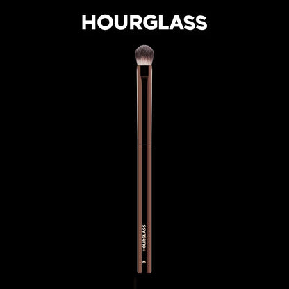 Blushimmer Hourglass Makeup Brush No.3 All Over Shadow Brush with soft, skin-friendly fiber hair for precise eyeshadow application